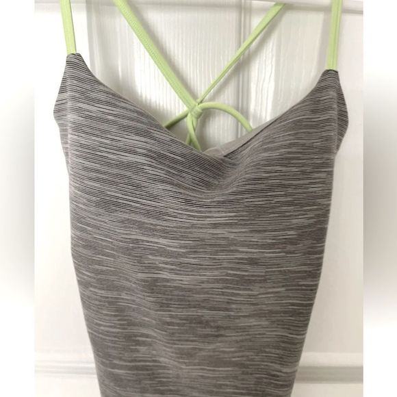 Lululemon Tank - Picture 1 of 3